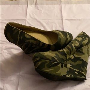 Army wedges